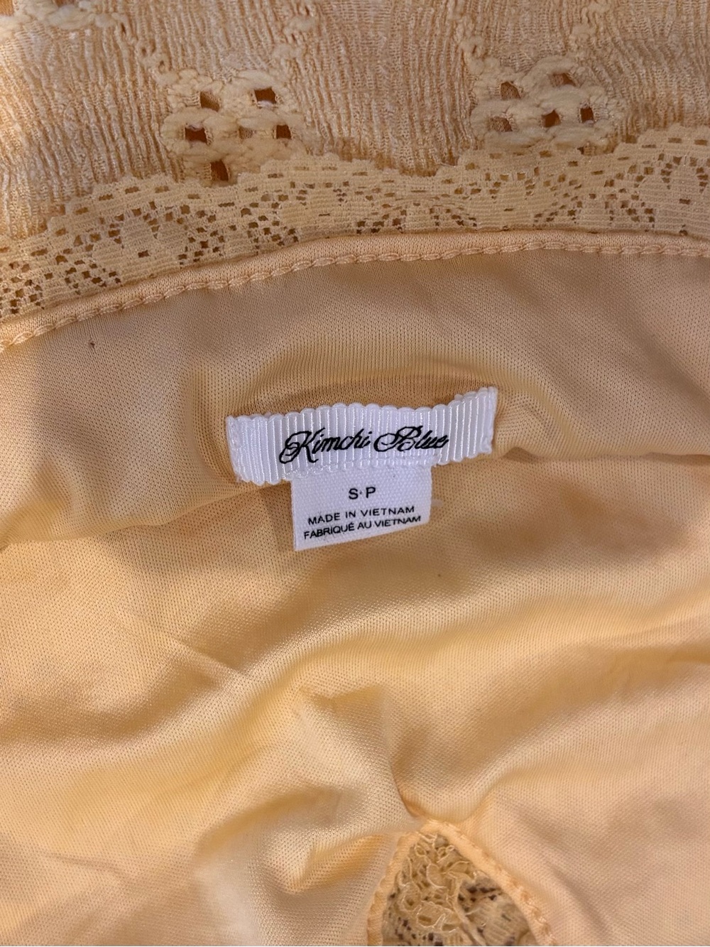 Kimchi Blue Light Orange Eyelet Halter Crop Top SZ S. - Picture 5 of 10